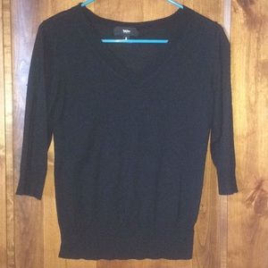 Black half-sleeve, V- neck Sweater
